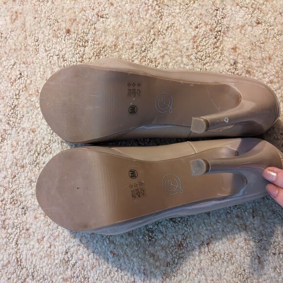 Nude heels - Picture 5 of 6